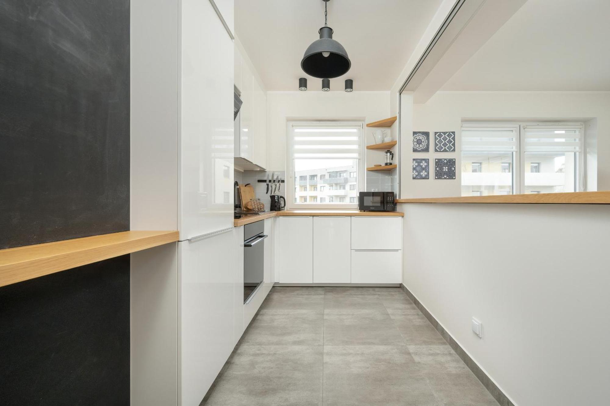 One Bedroom Apartment Nadodrze With Free Garage Wroclaw By Noclegi Renters Екстер'єр фото